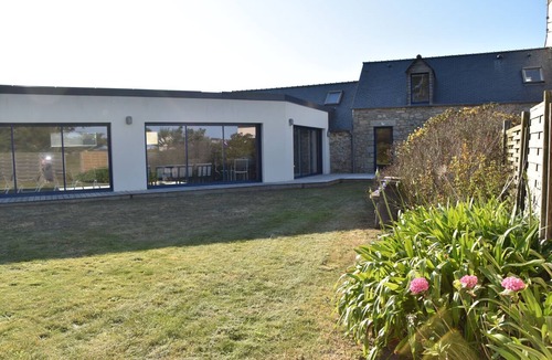 Kerlouan House | Villa 4* -Ty-Vran-Internal swimming pool-50 meters from the beach.