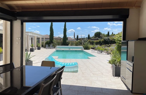 Carcassonne Villa | Villa Artos - 300 m2 - Piscine - Carcassonne - Proche Lac de Cavayère