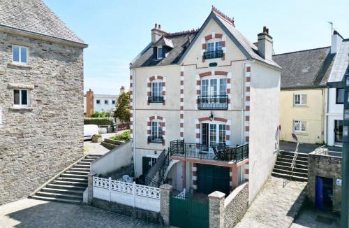 Larmor-Plage House | Villa authentique Vue mer 360 Les pieds dans l’eau