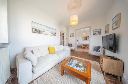 Larmor-Plage House | Villa authentique Vue mer 360 Les pieds dans l’eau