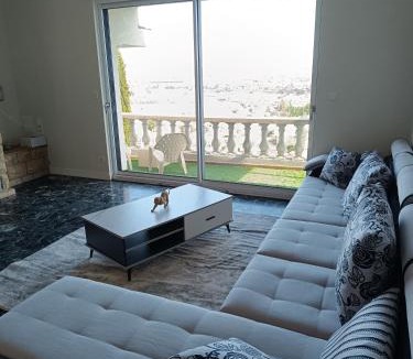 Blanzat Villa | Villa avec vue panoramique l'Eveil des sens
