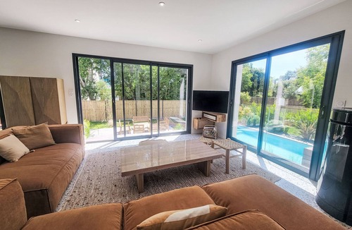 Carnac House | Villa Azur by Interhome