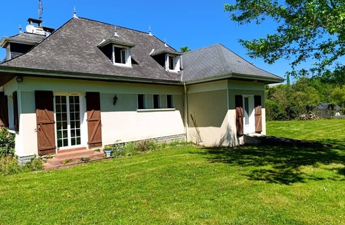 Arette House | Villa Béarnaise close to the mountains, the Basque country and Spain