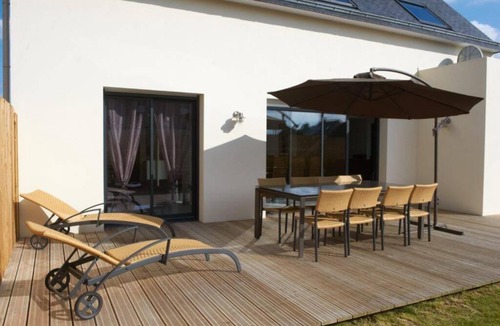 Plouneour-Trez Villa | Villa Cassiopée piscine intérieure, proche plage