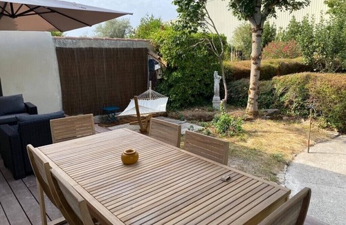 Aytre House | Villa climatisée 3 chambres au calme et dans un écrin de verdure