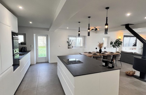 Saint-Hilaire-sur-Erre Villa | Villa Coup de Cœur 1h30 de Paris - 5 Étoiles - 10 Pers. 4ch. 2 Salle de Bain