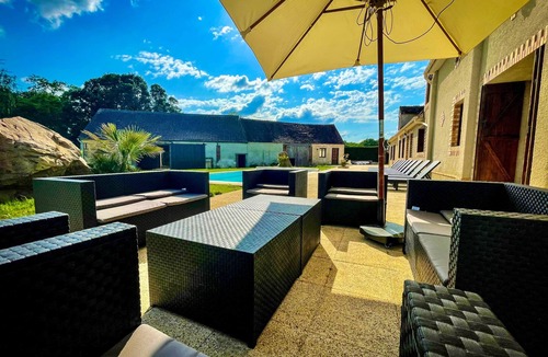 Saint-Hilaire-les-Andresis Villa | Villa Cocorico (45) 30 pers-piscine-1h30 Paris