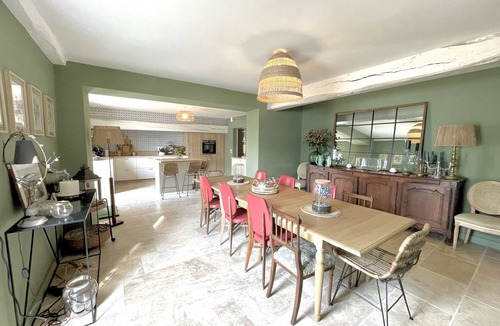 Saint-Laurent-de-Gosse Villa | Villa de Caractère Dans un Cadre Unique au Bord de Leau