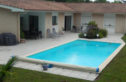 Josse Bed & Breakfast | Villa De Guénifey