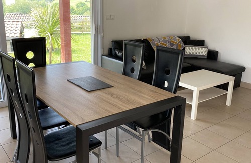 Saint-Pee-sur-Nivelle House | Villa du lac