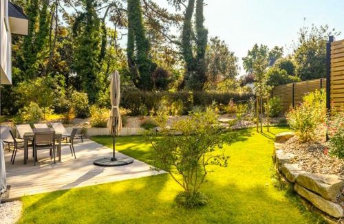 Baden Villa | Villa du Golf Baden 4 chambres 8 personnes Golfe du Morbihan Terrasse & BBQ