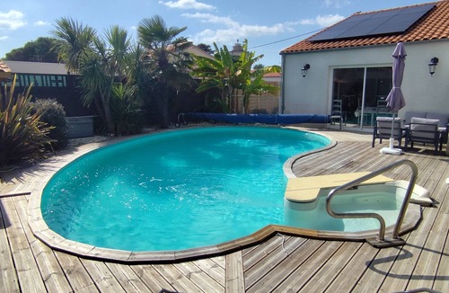 Port-des-Barques House | Villa Foxy, Large property with private pool