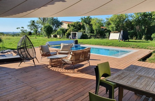 Fleurieux-sur-l'Arbresle Villa | Villa Contemporaine Avec Piscine Chauffée et ses Grands Espaces Verts au Calme