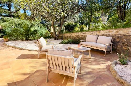 Laroque-des-Alberes Villa | Villa Horizons 3 étoiles-Spacieuse-Climatisation-Piscine privée-Terrain de pétanque-Table de Ping-Pong-Quilles-Equipements Sport-SudSejourConciergerie