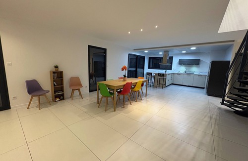 Aulnat Villa | Villa House