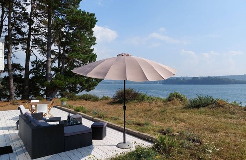 Hanvec House | Villa in Le Faou with Panoramic Sea Views