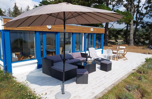 Hanvec House | Villa in Le Faou with Panoramic Sea Views