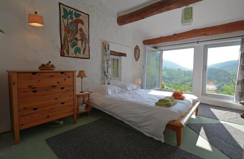 Fenouillet Villa | Villa in Pyrenees with Stunning Mountain Views