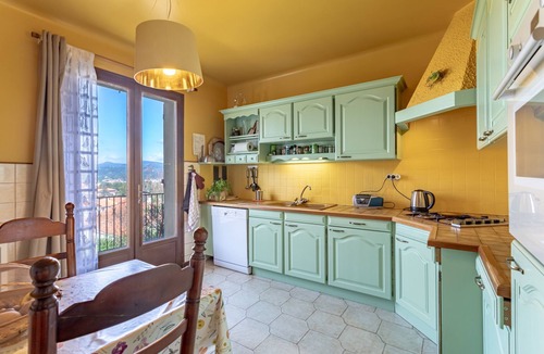 Ceret Villa | Villa 'La Petite Colline À Céret' – Mountain View, Terrace, Garden & Wi-Fi
