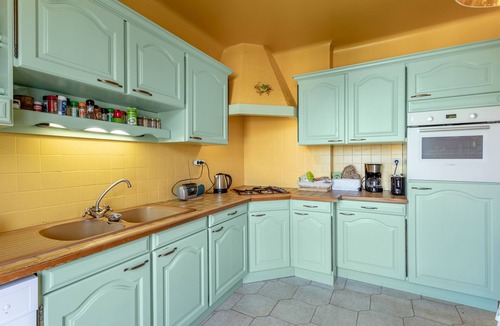 Ceret Villa | Villa 'La Petite Colline À Céret' – Mountain View, Terrace, Garden & Wi-Fi