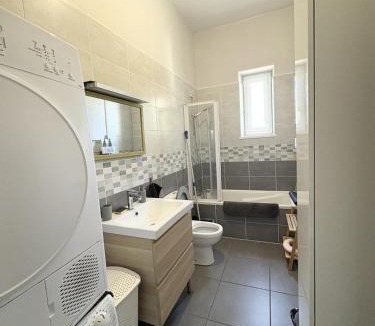 Nevers Villa | Villa le Cocon Nivernais - Piscine - Jacuzzi