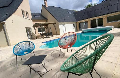 Arnage Villa | Villa Luxe Arnage aux portes du Circuit Piscine Chauffée