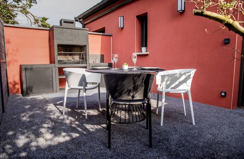 Bain-de-Bretagne Villa | Villa, on private property: small pool, spa, sauna. Shared outdoor pool.