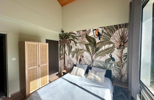 Urrugne Bed & Breakfast | Villa Ongizatea au calme avec piscine et vue montagne