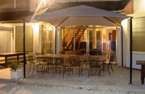 Courtenay Villa | Villa spacieuse et conviviale à Courtenay avec jardin clôturé
