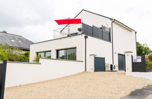 Berven Villa | Villa Surcouf 5 stars - sea view - private pool and beach 200m away