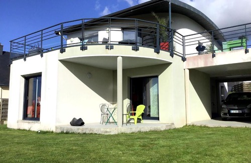 Plougastel-Daoulas House | Villa with high terrace and panoramic sea views