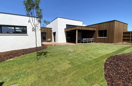 Plouhinec Villa | Villa with indoor pool, close to beaches
