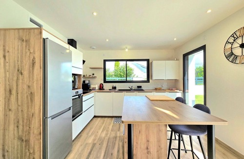 Le Tour-du-Parc Villa | Villa with pool 450m from the beaches, La Saline