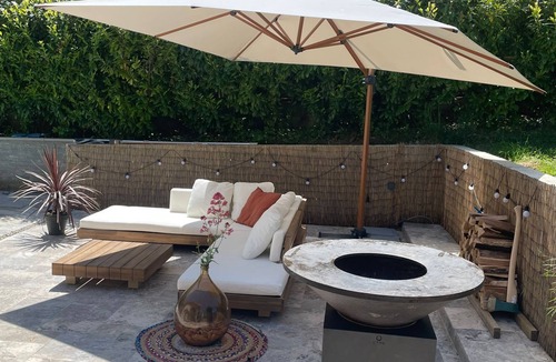 Vienne Villa | Villa with swimming pool - 3 bedrooms - sleeps 6