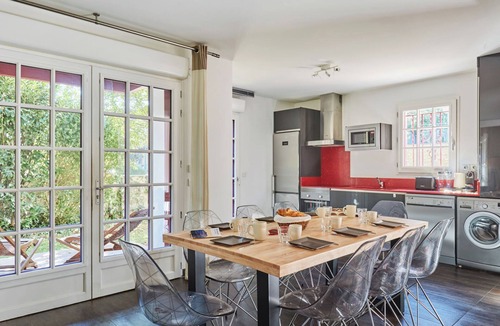 Behobie House | Villas Odalys Collection Domaine de Lana by Interhome