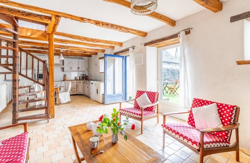 Pordic House | "Ville Daniel" Vacation Home with a Private Terrace, Garden, and Wi-Fi