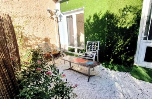 Saint-Jean-Pla-de-Corts House | Vintage 70 house, with garden, 68 square meters between sea and mountains.
