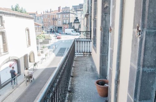 Volvic Apartment | VOLVIC HOME