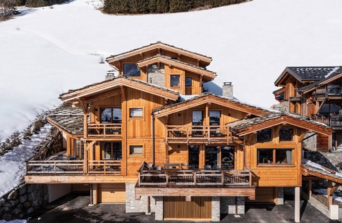 Mont-de-Lans Condo | Vue exceptionnelle ! Chalet moderne + sauna privé