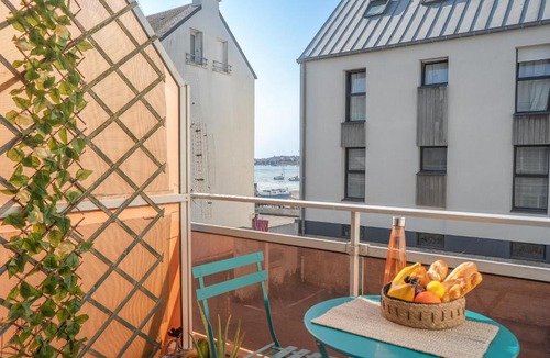 Larmor-Plage Apartment | Vue mer et garage privé Port de Kernével