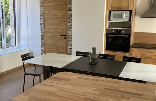 Trebeurden House | Warm, modern house 50m from the sea