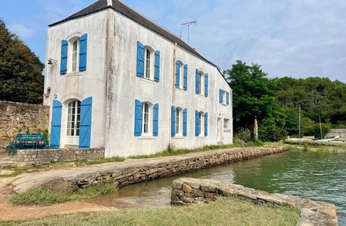 Bono House | Waterfront house, sleeps 8