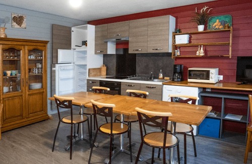 Jassat House | Welcome to Genets du Sancy