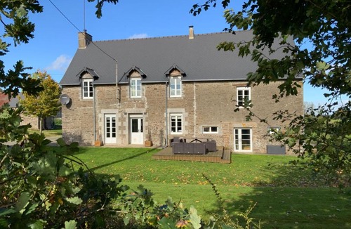 Fougerolles-du-Plessis Bed & Breakfast | Welcoming and peaceful bed and breakfast