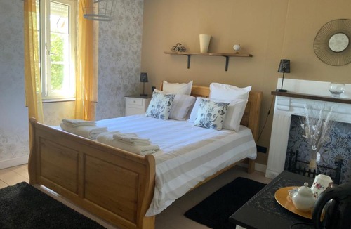 Fougerolles-du-Plessis Bed & Breakfast | Welcoming and peaceful bed and breakfast