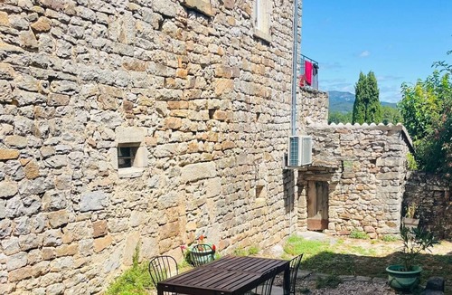 Lablachere Apartment | Well-located country studio with terrace