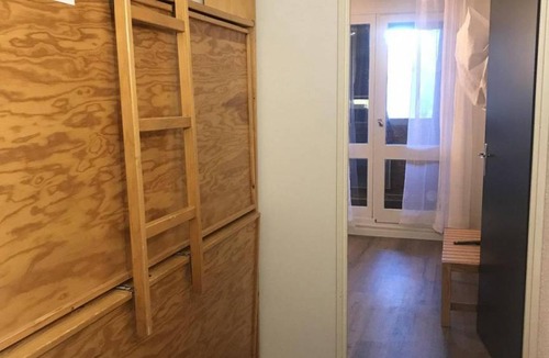 Correncon-en-Vercors Apartment | Wifi, ski-in/ski-out & foot of the slopes, 1st floor, tv, 24m², Villard de Lans