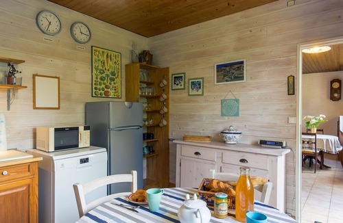 Locquirec House | Wonderful private villa for 5 guests with WIFI, TV and terrace