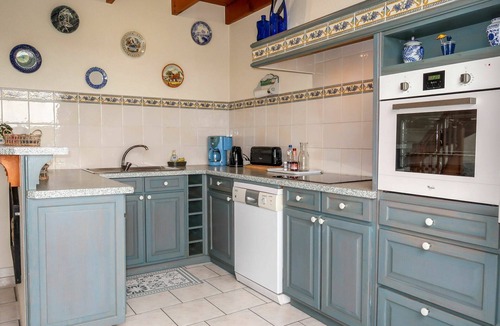 Primelin House | Wonderful private villa for 2 guests with TV and terrace