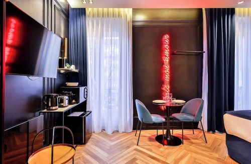 Les Halles Apartment | Wonderful Suite With AC Le Marais Beaubourg